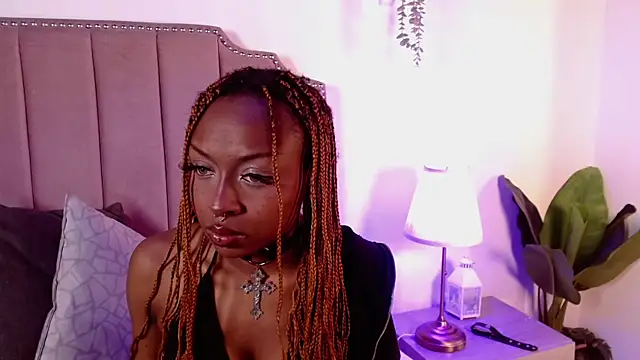 Midnigth bluee online show from April 2026 03:35:01 AM