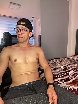 Snapshot of MARCO_RUSH chatting on April 2026 12:30:01 PM MARCO RUSH online show from April 2026 12:30:01 PM