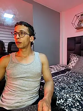 Snapshot of MARCO_RUSH chatting on April 2026 12:32:02 PM MARCO RUSH online show from April 2026 12:32:02 PM