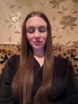 AlinaLove3213 online show from May 2026 07:53:02 PM