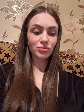 AlinaLove3213 online show from May 2026 08:01:02 PM