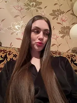 AlinaLove3213 online show from May 2026 07:05:02 PM