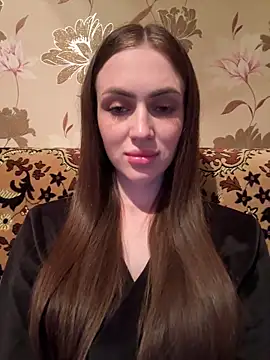 AlinaLove3213 online show from June 2026 07:33:01 PM