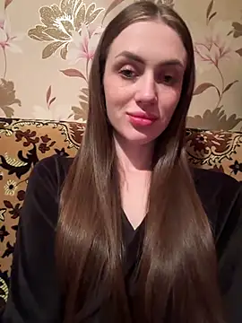 AlinaLove3213 online show from July 2026 07:43:02 PM