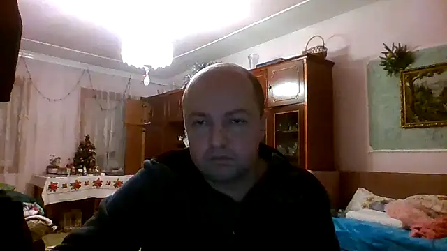 Luceriusbigass online show from December 2024 05:22:02 PM