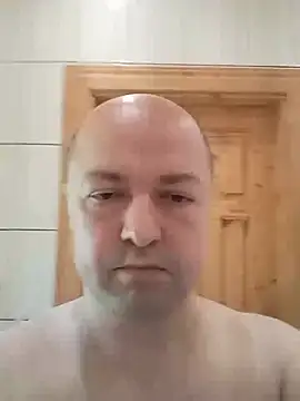 Luceriusbigass online show from May 2026 12:11:01 PM