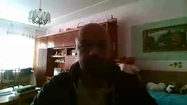 Luceriusbigass online show from September 2025 02:56:02 PM