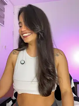 holaRosa online show from July 2026 11:02:01 PM