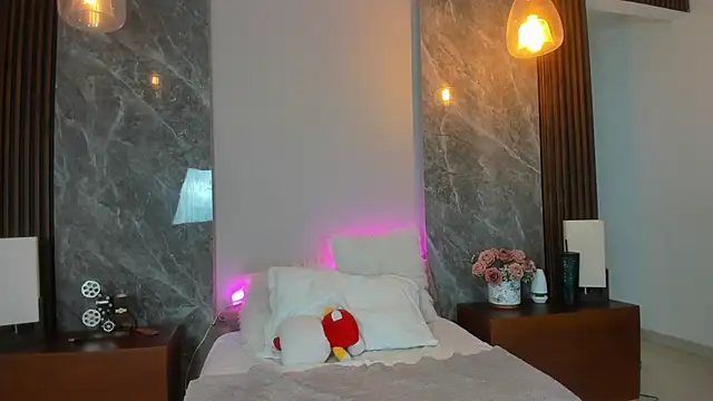 Snapshot of Scarlett_Evanss_ chatting on April 2026 11:47:01 AM Scarlett Evanss online show from April 2026 11:47:01 AM