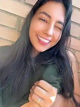Snapshot of VioletRousee chatting on June 2026 01:52:01 PM VioletRousee online show from June 2026 01:52:01 PM