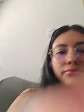 Snapshot of VioletRousee chatting on July 2026 01:34:02 PM VioletRousee online show from July 2026 01:34:02 PM