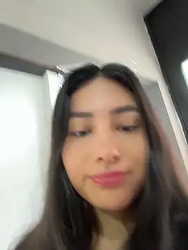 Snapshot of VioletRousee chatting on June 2026 01:28:01 PM VioletRousee online show from June 2026 01:28:01 PM