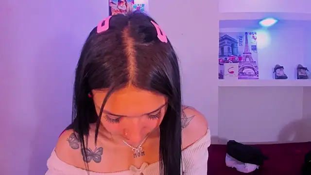 Snapshot of Noah_carter16 chatting on April 2026 12:33:01 PM Noah carter16 online show from April 2026 12:33:01 PM