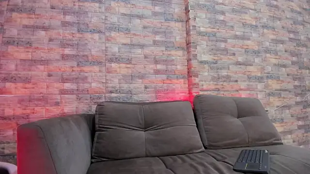 brad Browns online show from April 2026 01:04:02 PM