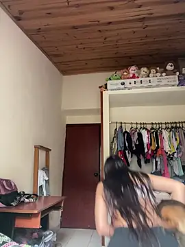 Snapshot of Kloe_zaf chatting on June 2026 08:46:01 PM Kloe zaf online show from June 2026 08:46:01 PM