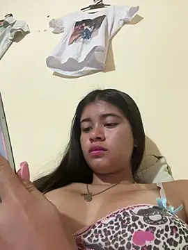 Snapshot of Kloe_zaf chatting on June 2026 08:37:01 AM Kloe zaf online show from June 2026 08:37:01 AM