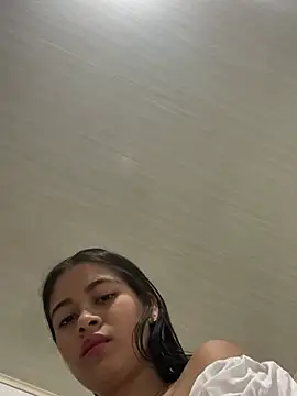 Kloe zaf online show from April 2026 02:58:01 AM