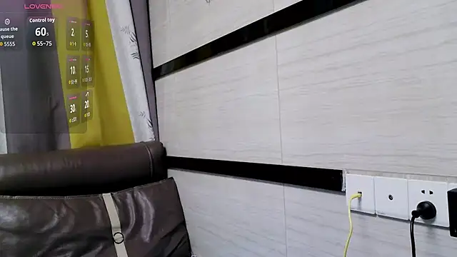 Jessica-aa online show from April 2026 05:16:01 PM