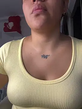 Sabrina Darkness online show from May 2026 01:36:02 AM