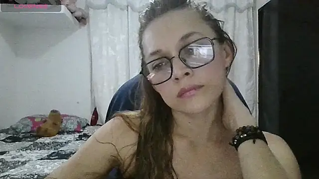 Lannah   online show from May 2026 01:52:01 AM