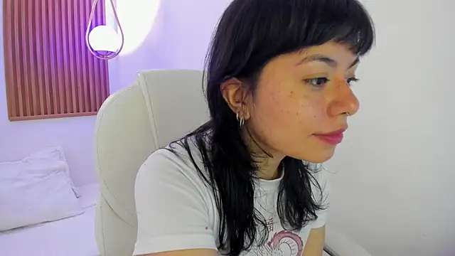 ghostmila online show from April 2026 01:23:01 PM