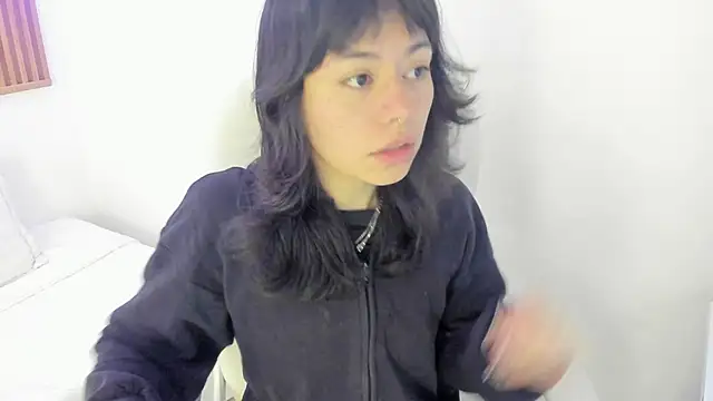 ghostmila online show from May 2026 01:15:01 PM