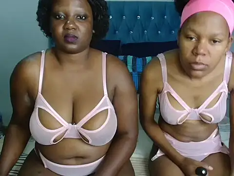YourWifeyLily online show from May 2026 10:50:01 PM