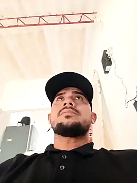 franDuxxx online show from April 2026 07:15:02 PM