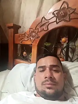 franDuxxx online show from April 2026 05:06:02 PM