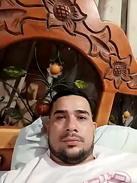 franDuxxx online show from April 2026 12:41:02 PM