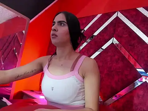 Nathacha bliss online show from April 2026 04:21:01 PM