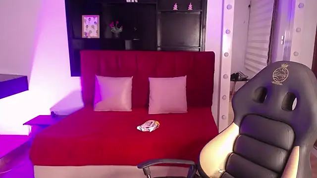 Sweet cat t online show from May 2026 08:37:01 PM