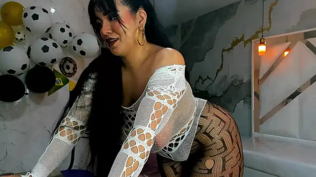 Snapshot of Sasha_tf chatting on June 2026 09:04:01 PM Sasha tf online show from June 2026 09:04:01 PM
