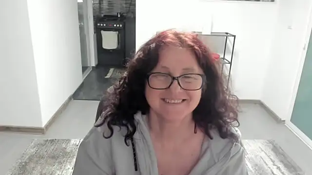 Snapshot of CatherineRowe chatting on January 2025 08:19:02 PM CatherineRowe online show from January 2025 08:19:02 PM