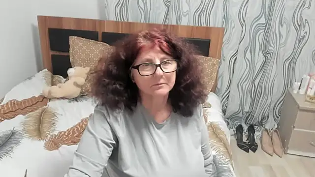 Snapshot of CatherineRowe chatting on January 2025 01:52:01 PM CatherineRowe online show from January 2025 01:52:01 PM