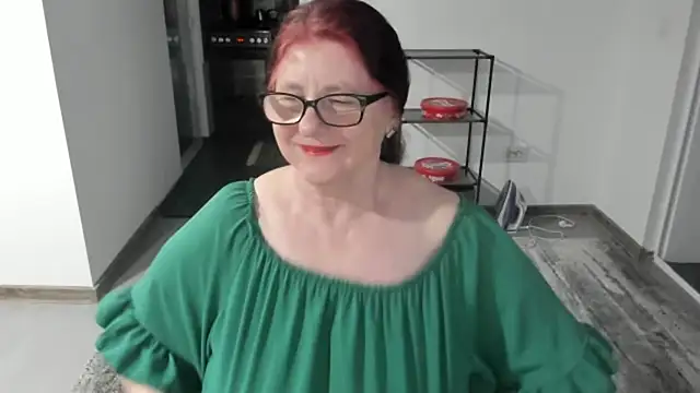 Snapshot of CatherineRowe chatting on January 2025 05:11:02 AM CatherineRowe online show from January 2025 05:11:02 AM