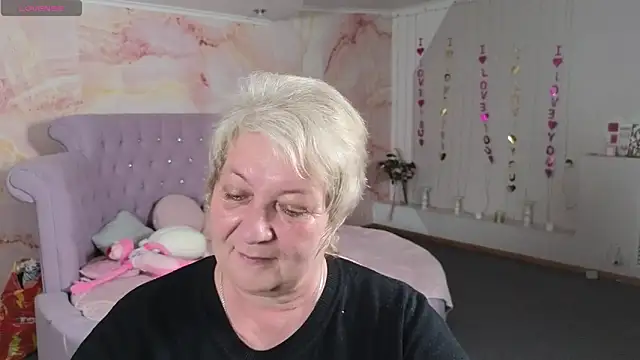 Poppy Pulse online show from April 2026 07:04:01 AM