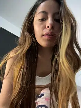 Snapshot of Ambar_Zaf chatting on July 2026 02:13:02 AM Ambar Zaf online show from July 2026 02:13:02 AM