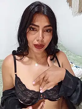 Snapshot of Antonella-corruso chatting on June 2026 05:36:01 PM Antonella-corruso online show from June 2026 05:36:01 PM