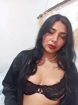 Snapshot of Antonella-corruso chatting on May 2026 10:00:02 PM Antonella-corruso online show from May 2026 10:00:02 PM