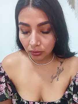 Snapshot of Antonella-corruso chatting on May 2026 01:55:01 AM Antonella-corruso online show from May 2026 01:55:01 AM