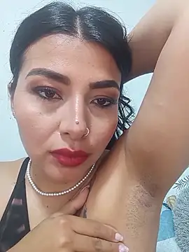 Snapshot of Antonella-corruso chatting on May 2026 07:02:02 PM Antonella-corruso online show from May 2026 07:02:02 PM