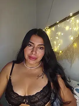 Snapshot of Antonella-corruso chatting on May 2026 03:36:01 AM Antonella-corruso online show from May 2026 03:36:01 AM