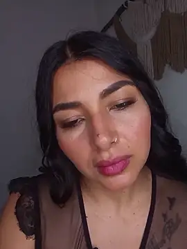 Snapshot of Antonella-corruso chatting on May 2026 04:24:01 PM Antonella-corruso online show from May 2026 04:24:01 PM