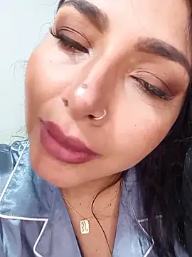 Snapshot of Antonella-corruso chatting on June 2026 04:07:01 AM Antonella-corruso online show from June 2026 04:07:01 AM