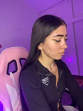 AMBERBUNNY  online show from April 2026 01:02:01 PM