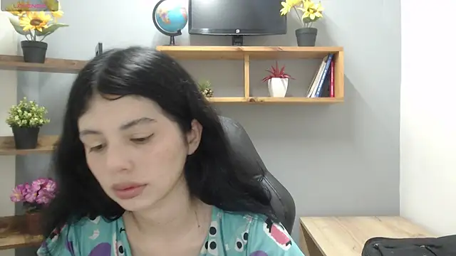 Sophie Copers online show from June 2026 02:51:02 PM