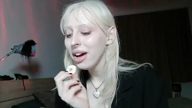 Sora100000 online show from April 2026 07:39:02 PM