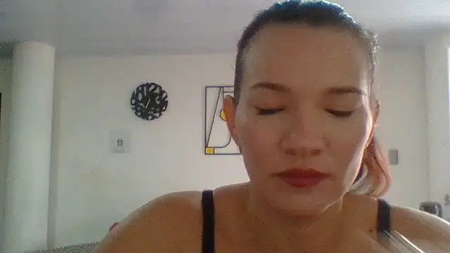 valery fitt online show from June 2026 10:11:01 PM