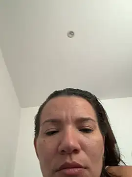 Snapshot of valery_fitt chatting on April 2026 01:14:01 PM valery fitt online show from April 2026 01:14:01 PM